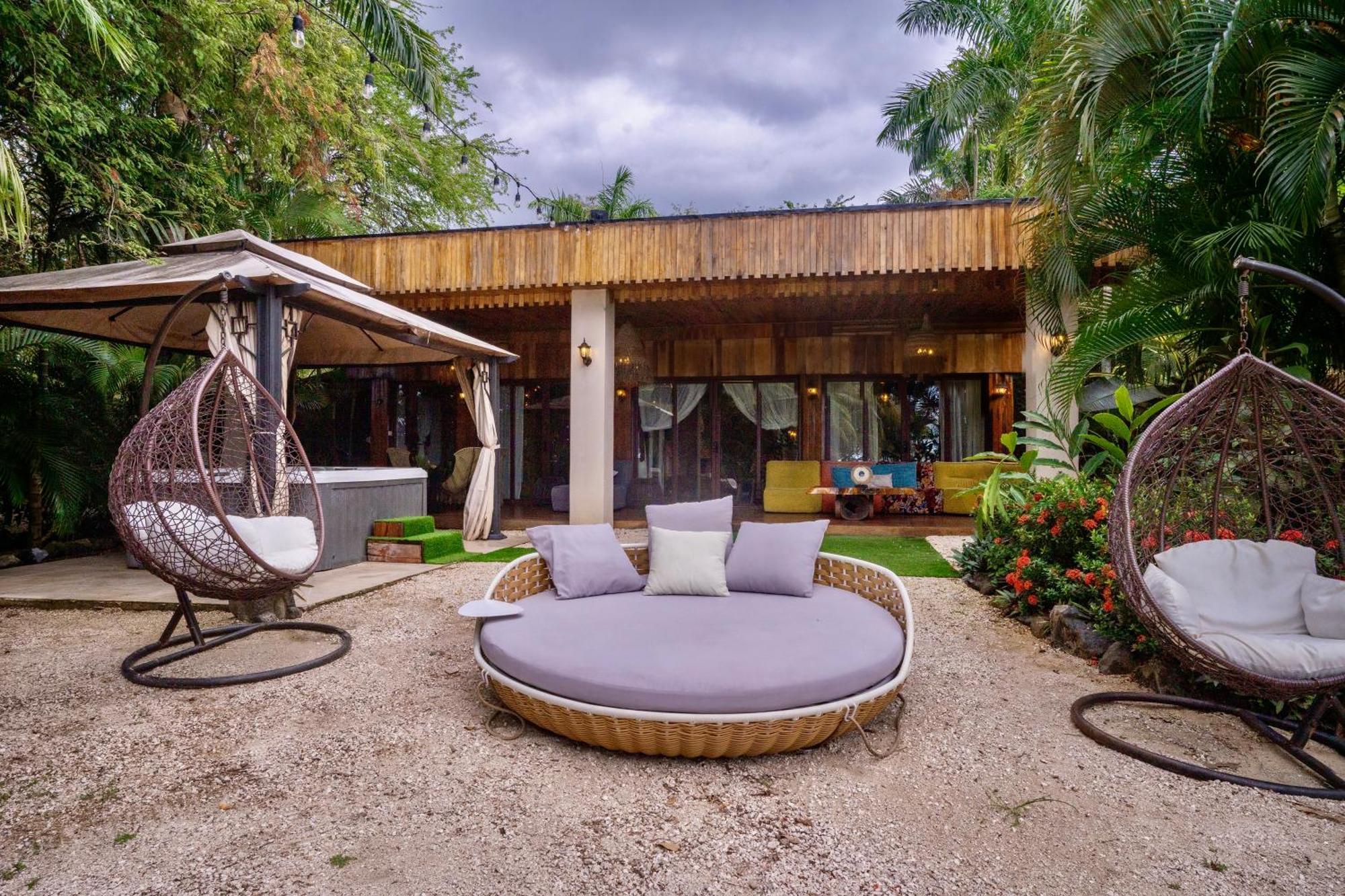 Ocho Artisan Bungalows (Adults Only) Tamarindo Esterno foto