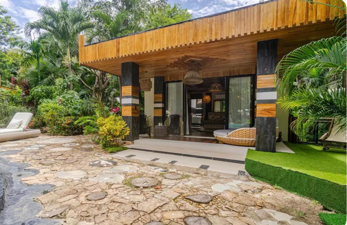 Ocho Artisan Bungalows (Adults Only) Tamarindo Esterno foto