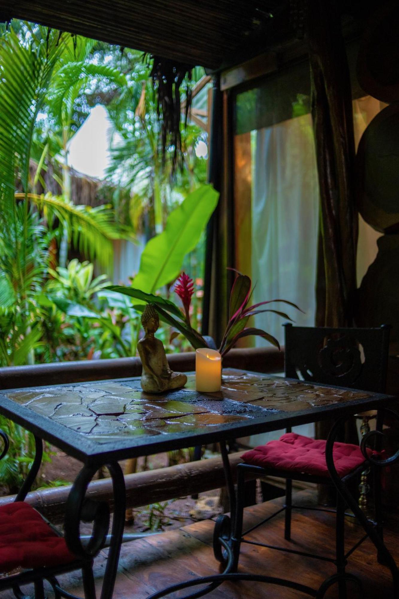 Ocho Artisan Bungalows (Adults Only) Tamarindo Esterno foto